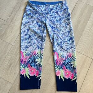 Excellent condition Lilly Pulitzer leggings. Medium.